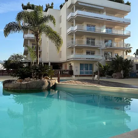 Apartment V030 - Port Canigo *